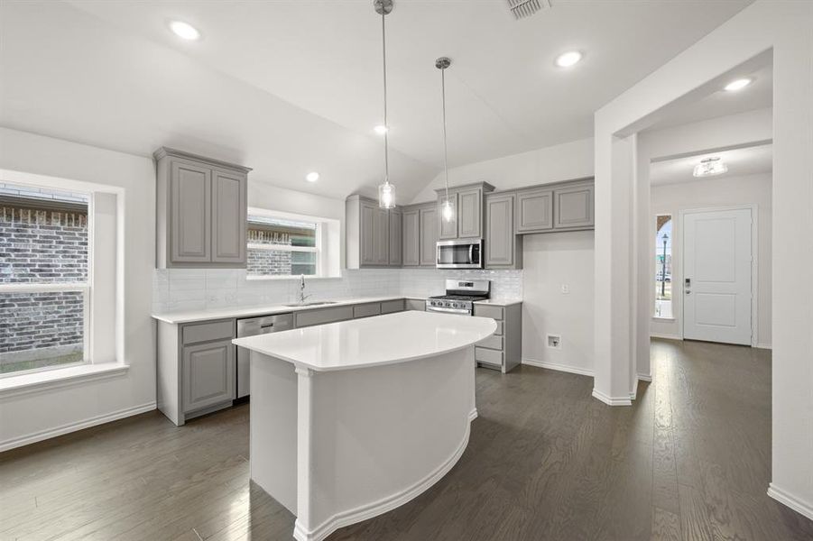 810 Misty- Kitchen-2