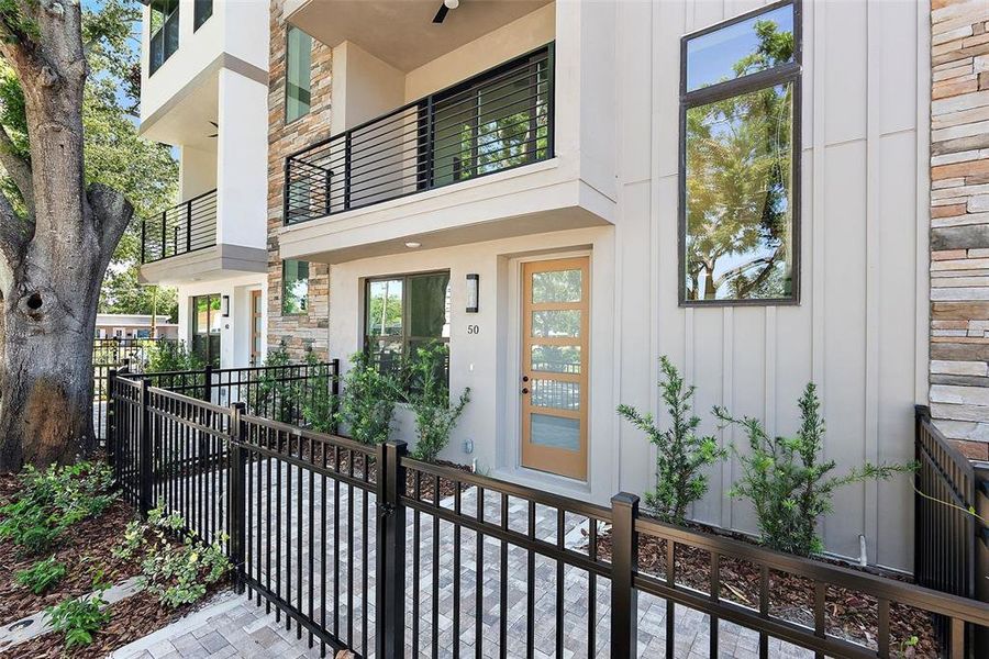 Exterior details and patio area of a home in , St. Petersburg (Image 4). Exterior details and patio area of a home in , St. Petersburg (Image 4).