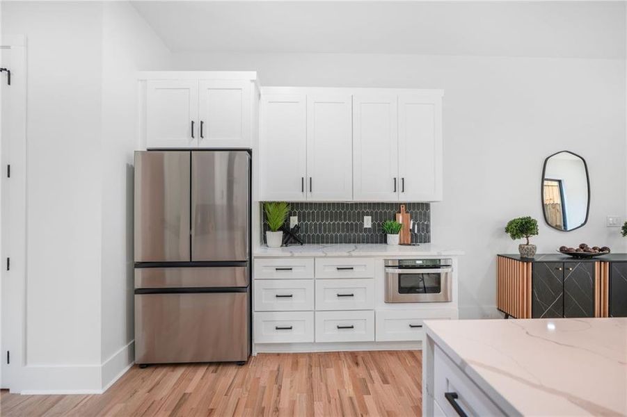 Furnished interior view inside a new home in , Atlanta (Image 35).