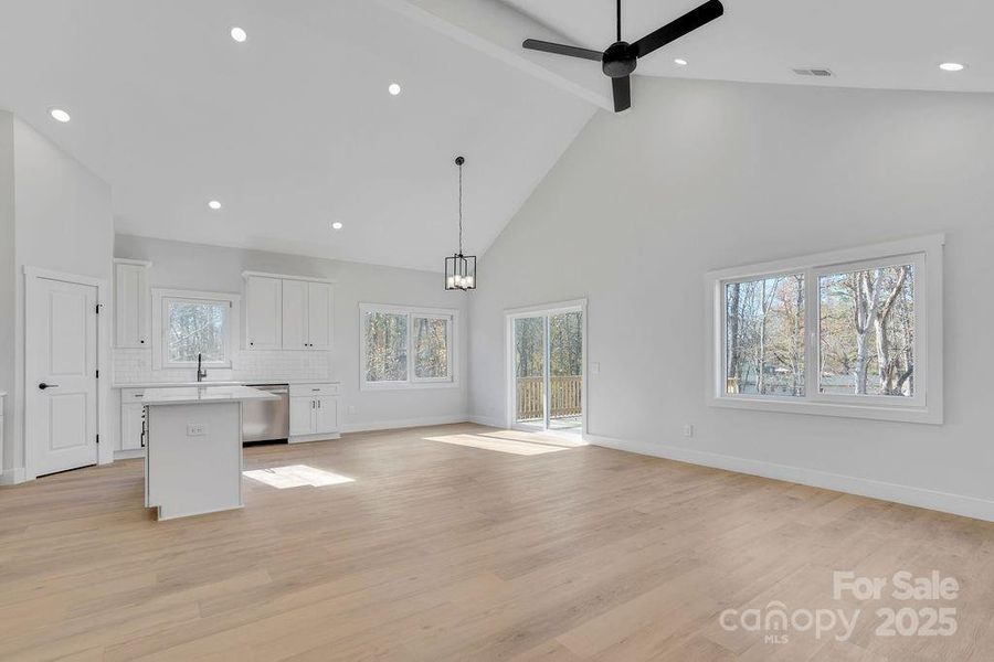 Spacious, unfurnished interior of a new home in , Lincolnton (Image 10).
