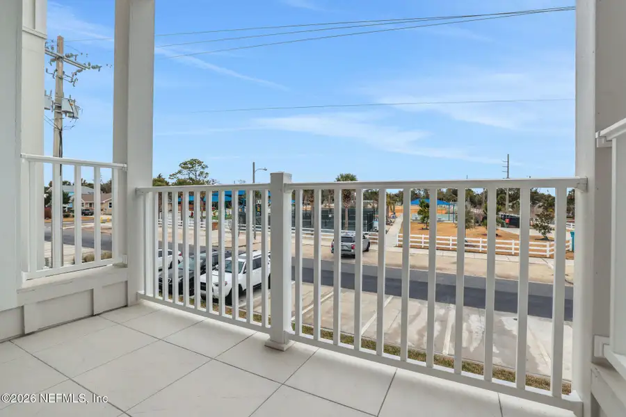 Exterior details and patio area of a home in , Jacksonville Beach (Image 4).