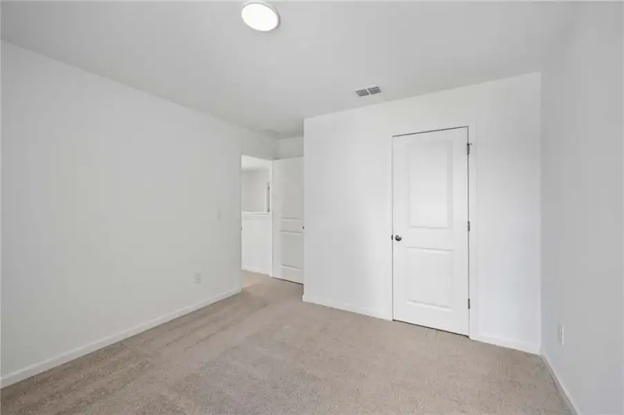 Spacious, unfurnished interior of a new home in Leydenview, Mableton (Image 21). Spacious, unfurnished interior of a new home in Leydenview, Mableton (Image 21).