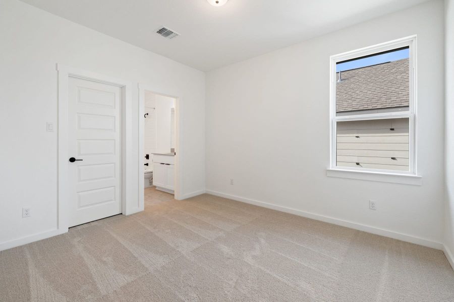 Spacious, unfurnished interior of a new home in Park Central, Georgetown (Image 44). Spacious, unfurnished interior of a new home in Park Central, Georgetown (Image 44).