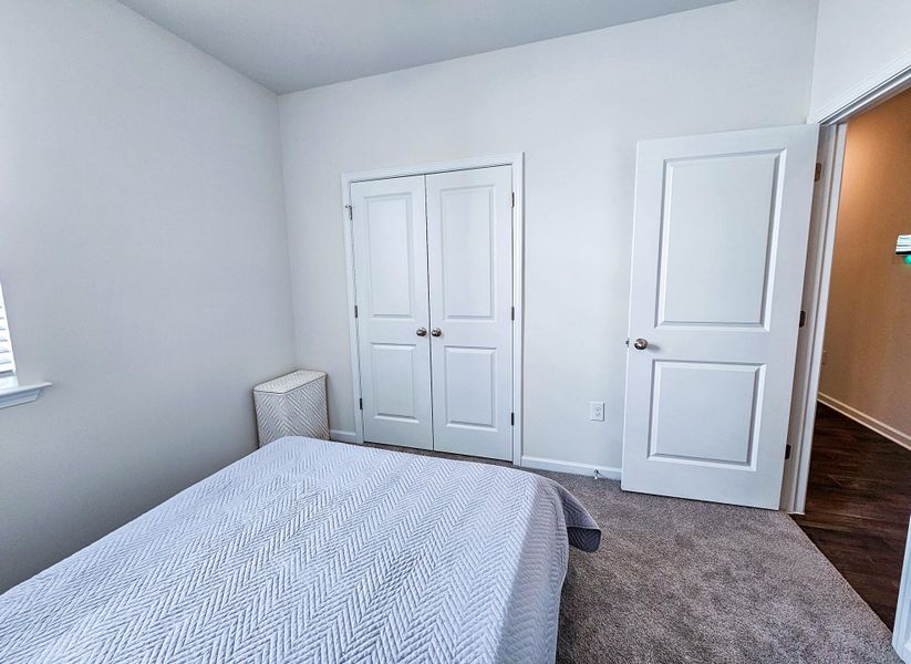 Furnished interior view inside a new home in , Columbia (Image 31).