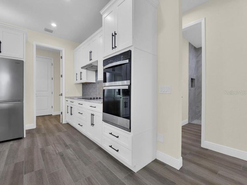 Furnished interior view inside a new home in , Cape Coral (Image 8).