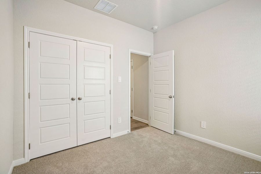 Spacious, unfurnished interior of a new home in Legendary Trails - Premier Series, Cibolo (Image 31).