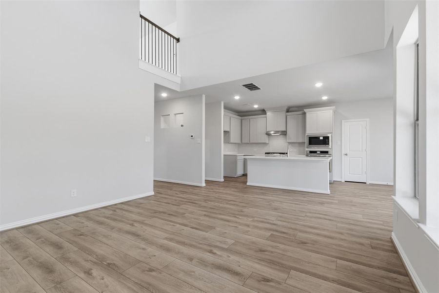 Spacious, unfurnished interior of a new home in The Woodlands Hills, Willis (Image 20).