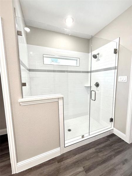 Spacious, unfurnished interior of a new home in , Lake Kiowa (Image 13).