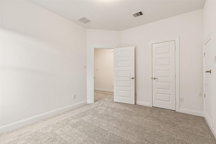 Spacious, unfurnished interior of a new home in Sundance Cove, Crosby (Image 30). Spacious, unfurnished interior of a new home in Sundance Cove, Crosby (Image 30).