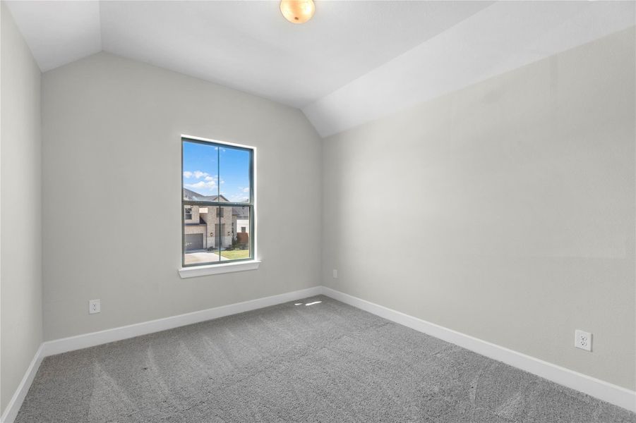 Spacious, unfurnished interior of a new home in Sunterra, Katy (Image 12).