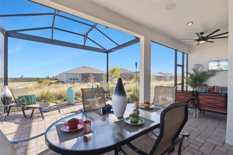 Exterior details and patio area of a home in , Minneola (Image 4).