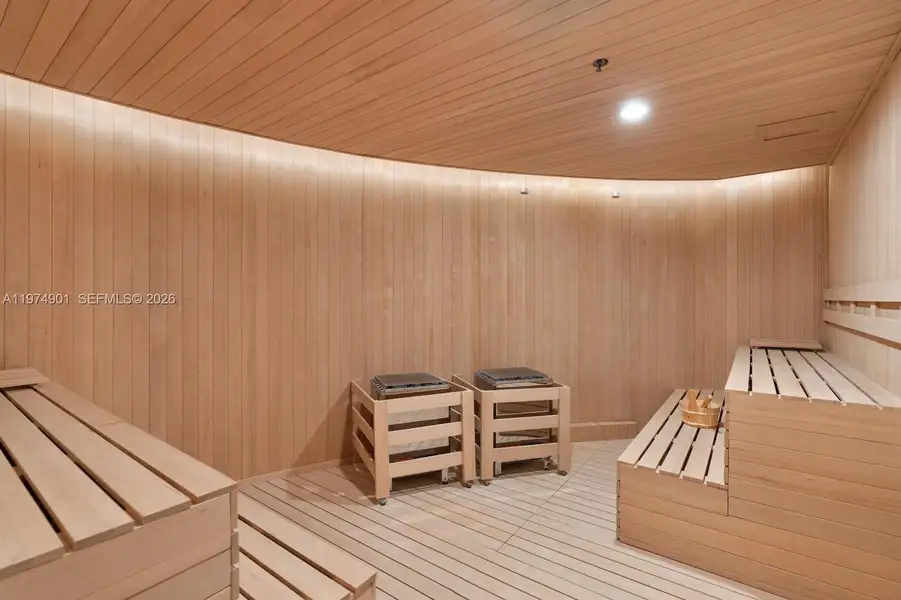 Image 37 of a home in .