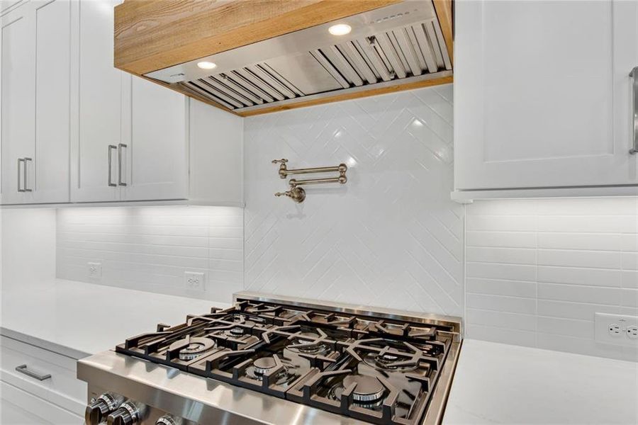 Close-up of interior finishes inside a home in , Hiram (Image 20).