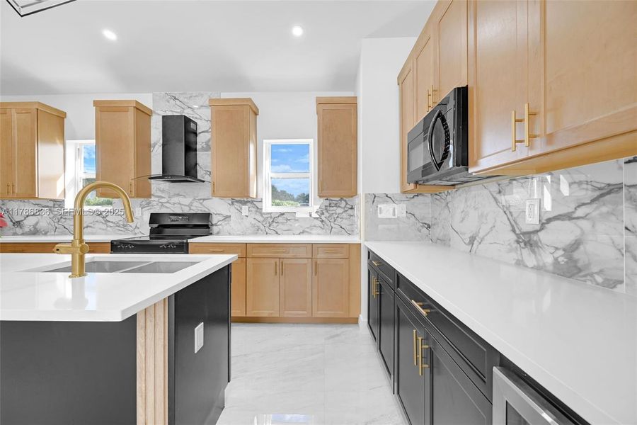 Furnished interior view inside a new home in , Hollywood (Image 5).