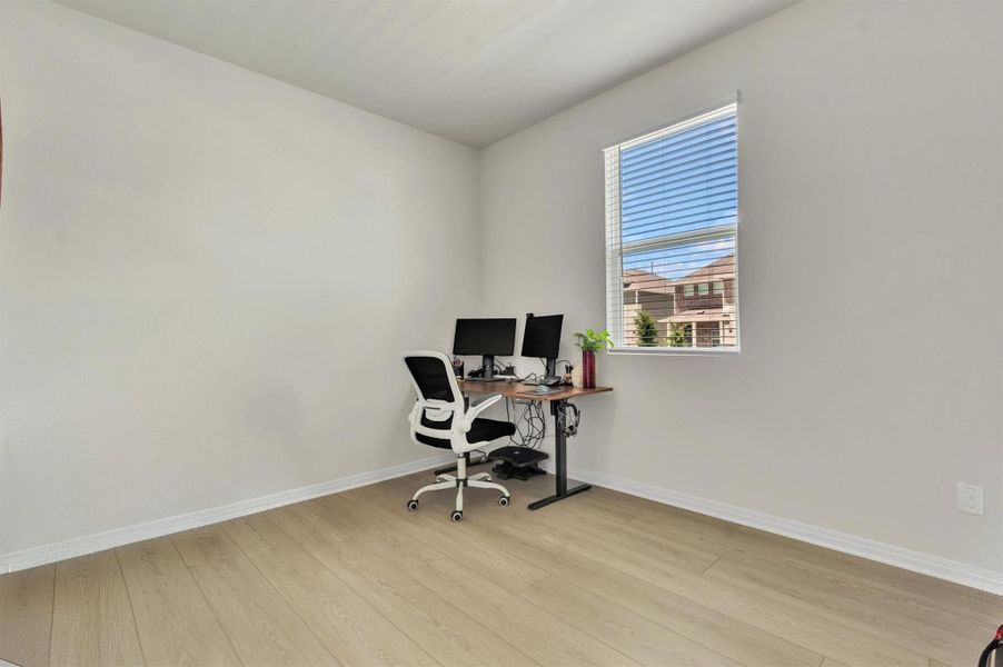 Wonderful large study perfect for work from home or hobby/gaming area Wonderful large study perfect for work from home or hobby/gaming area