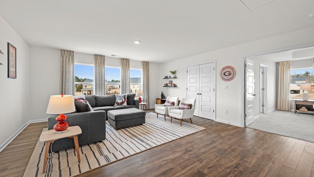 Representative furnished interior of a home built from the Hampshire by D.R. Horton in Westland, Bogart (Image 16).
