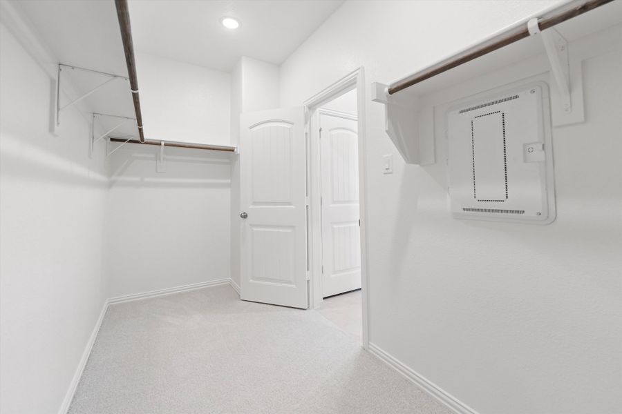 Spacious, unfurnished interior of a new home in Clear Sky Addition, Valley View (Image 38).