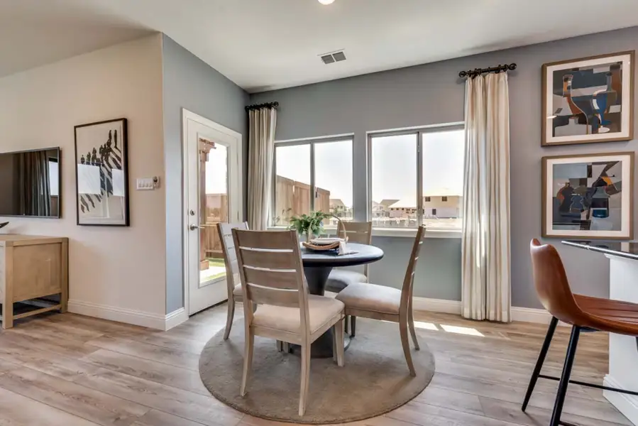 Furnished interior view inside a new home in Town Park, Princeton (Image 5).
