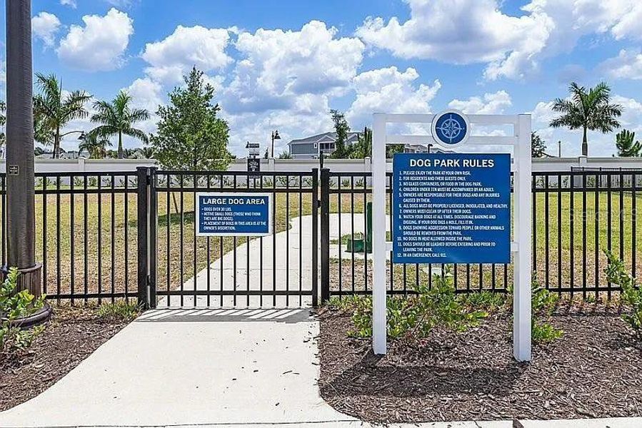 Community amenities in , Port Charlotte (Image 16). Community amenities in , Port Charlotte (Image 16).