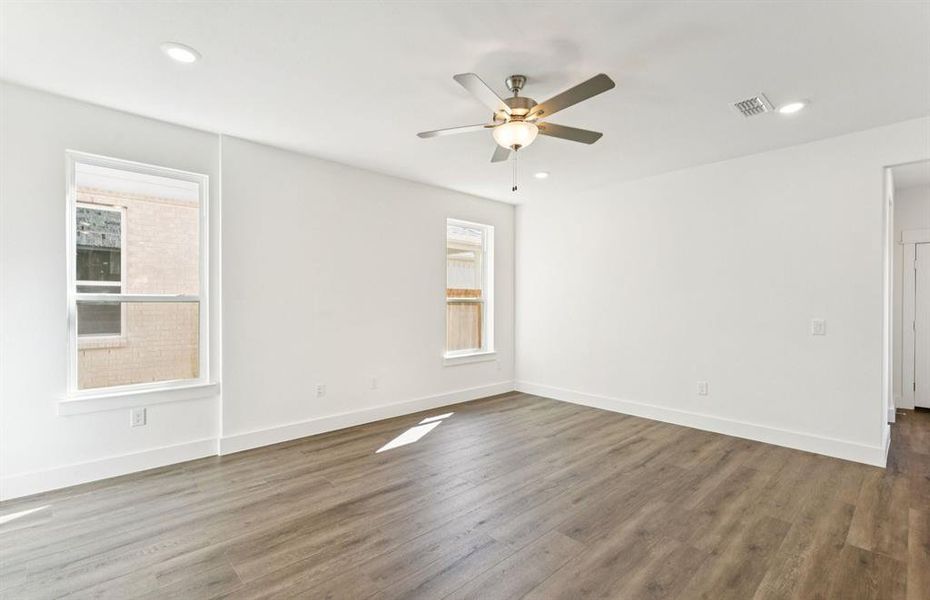 Expansive gathering room