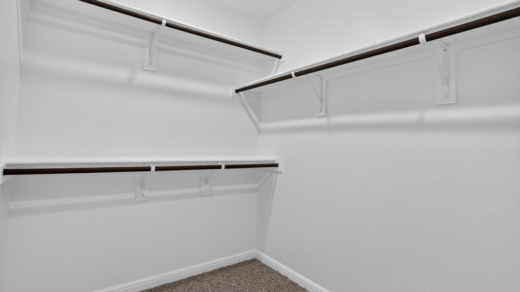 Spacious, unfurnished interior of a new home in Sandstone Estates, Granbury (Image 16).