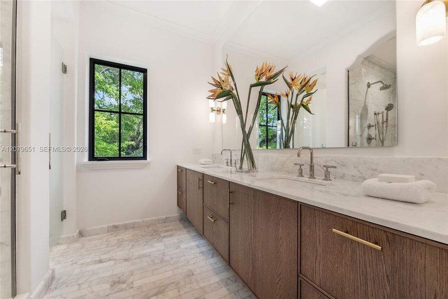 Furnished interior view inside a new home in , Coral Gables (Image 9).