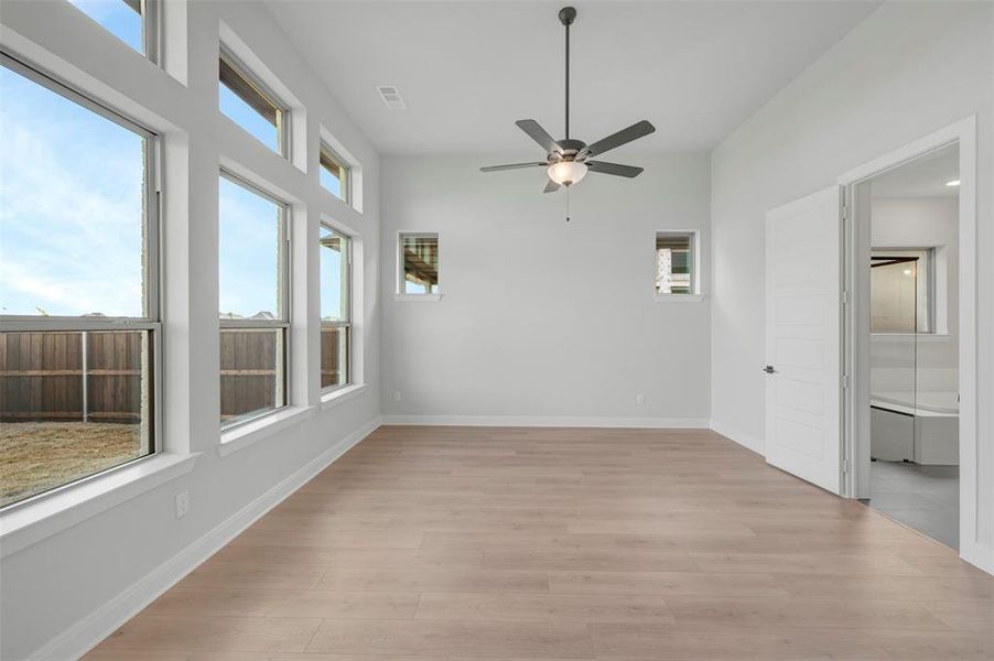 Spacious, unfurnished interior of a new home in The Ridge at Northlake, Northlake (Image 22).