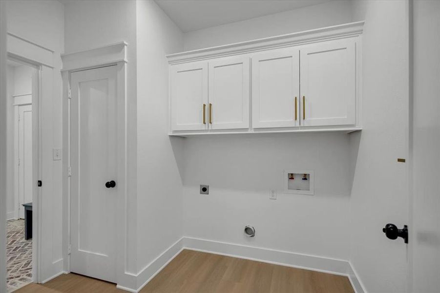 Spacious, unfurnished interior of a new home in , Lindale (Image 35). Spacious, unfurnished interior of a new home in , Lindale (Image 35).