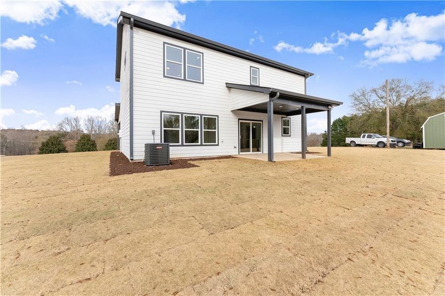 Exterior details and patio area of a home in , Jefferson (Image 4).