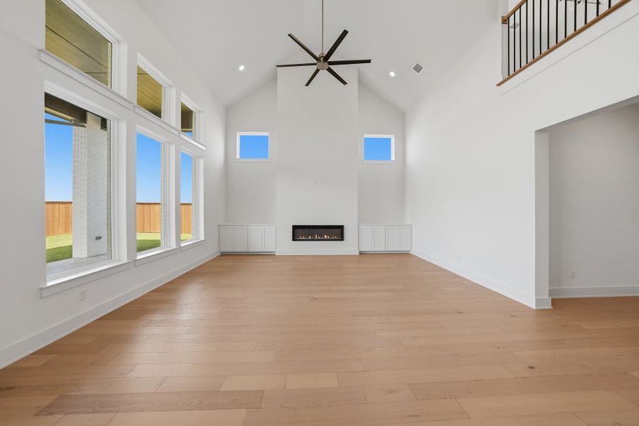 Spacious, unfurnished interior of a new home in Park Place - 80' Lots, Prosper (Image 32).
