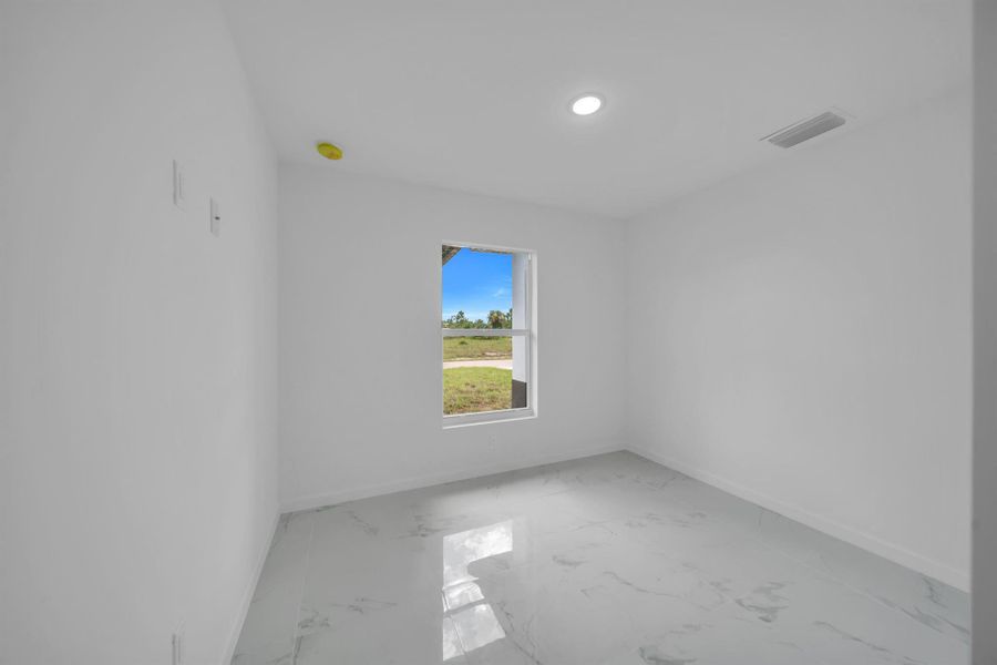 Image 34 of a home in .