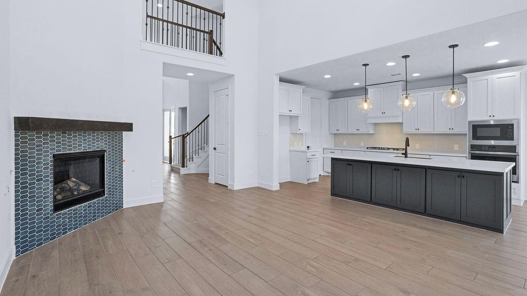 Furnished interior view inside a new home in Evergreen 50', Conroe (Image 3).