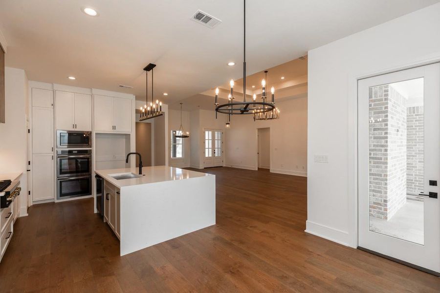 Furnished interior view inside a new home in , Beaumont (Image 7).