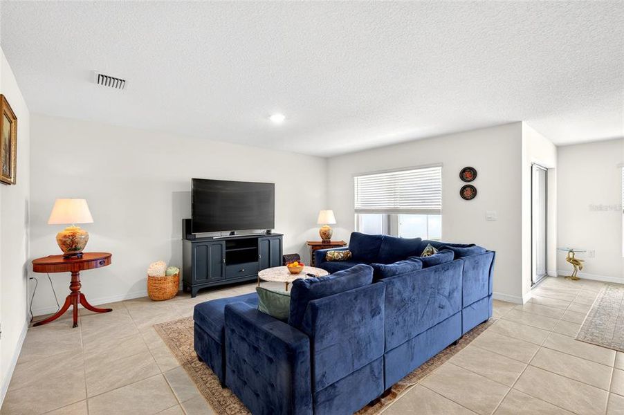 Furnished interior view inside a new home in Ocala Crossings South, Ocala (Image 18).