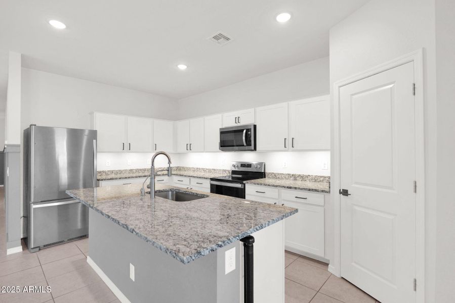 36-web-or-mls-P1304253 36-web-or-mls-P1304253