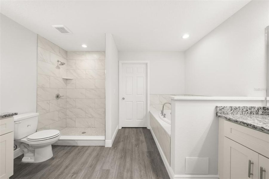 Furnished interior view inside a new home in , Sebring (Image 9).