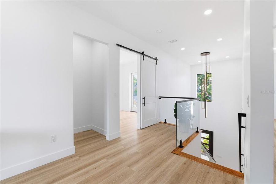 Spacious, unfurnished interior of a new home in , St. Petersburg (Image 26). Spacious, unfurnished interior of a new home in , St. Petersburg (Image 26).