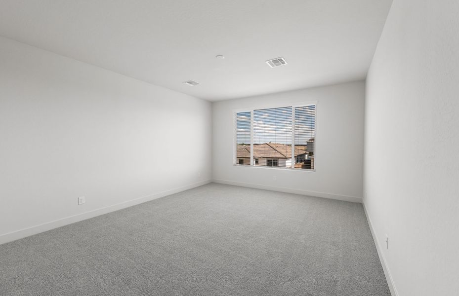 Spacious, unfurnished interior of a new home in Upper Canyon, Phoenix (Image 25). Spacious, unfurnished interior of a new home in Upper Canyon, Phoenix (Image 25).