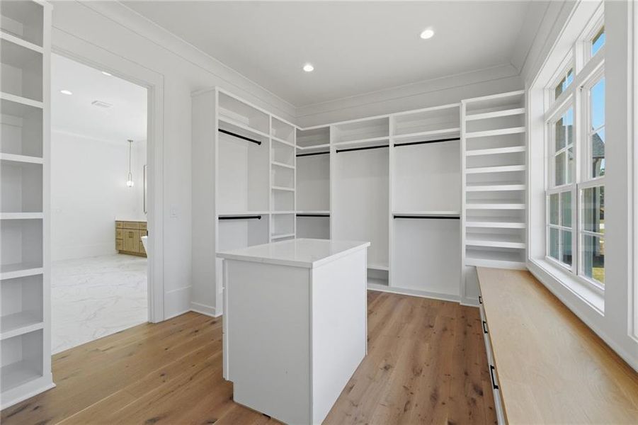 Image 92 of a home in .