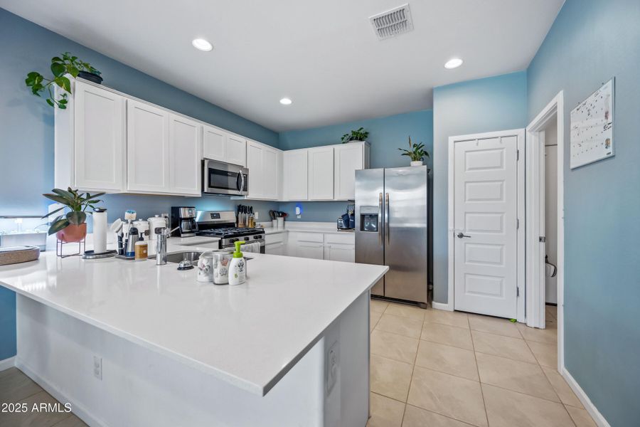 16-3181WCR-ocupix-SEQ 16-3181WCR-ocupix-SEQ