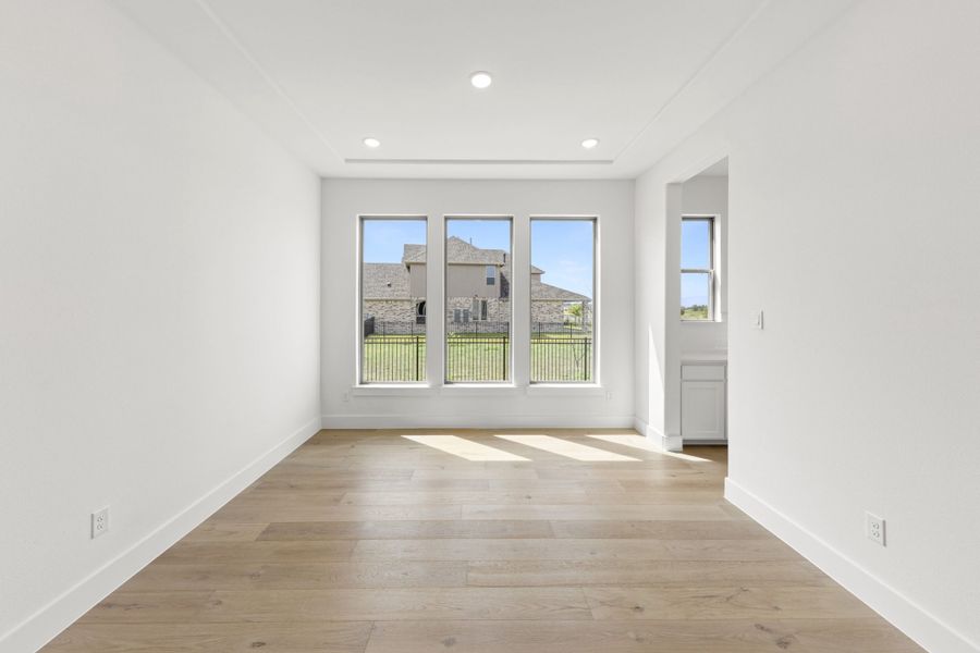 Representative unfurnished interior of a home built from the 5042 by Tradition Homes in Lakewood at Brookhollow – 60′ Lots, Prosper (Image 19).