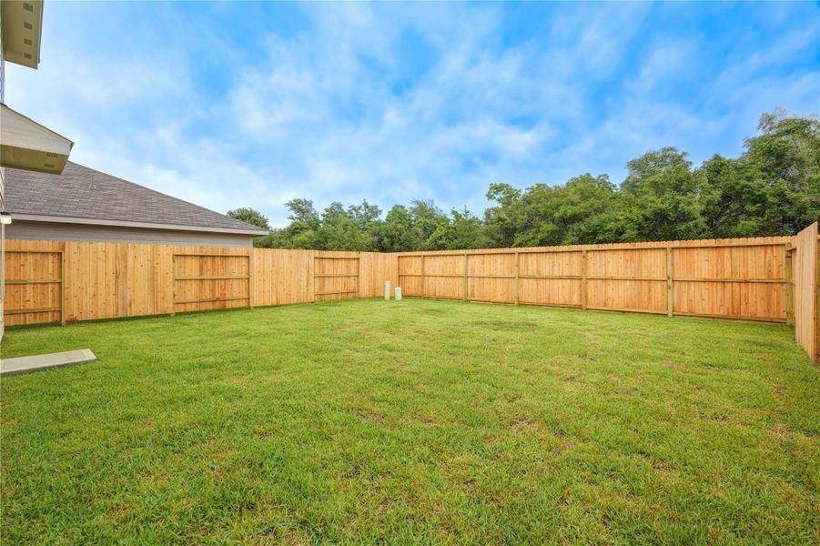 Exterior details and patio area of a home in Becker Landing, Hockley (Image 3).