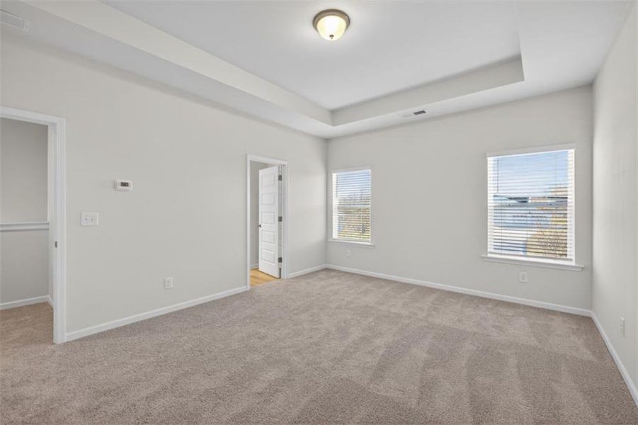 Spacious, unfurnished interior of a new home in Franklin Manor, Lawrenceville (Image 32).