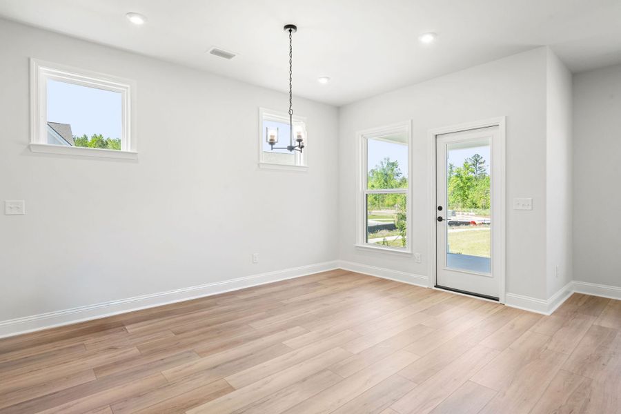 Spacious, unfurnished interior of a new home in Heartwood, Richmond Hill (Image 33).