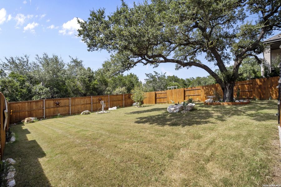 Exterior details and patio area of a home in , San Marcos (Image 23).