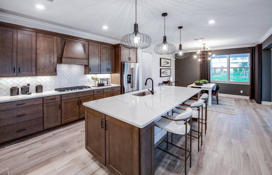 Oversized Island in Kitchen