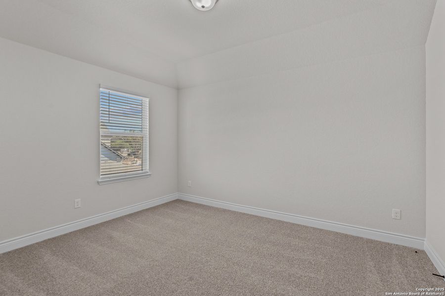 Spacious, unfurnished interior of a new home in Davis Ranch, San Antonio (Image 18). Spacious, unfurnished interior of a new home in Davis Ranch, San Antonio (Image 18).