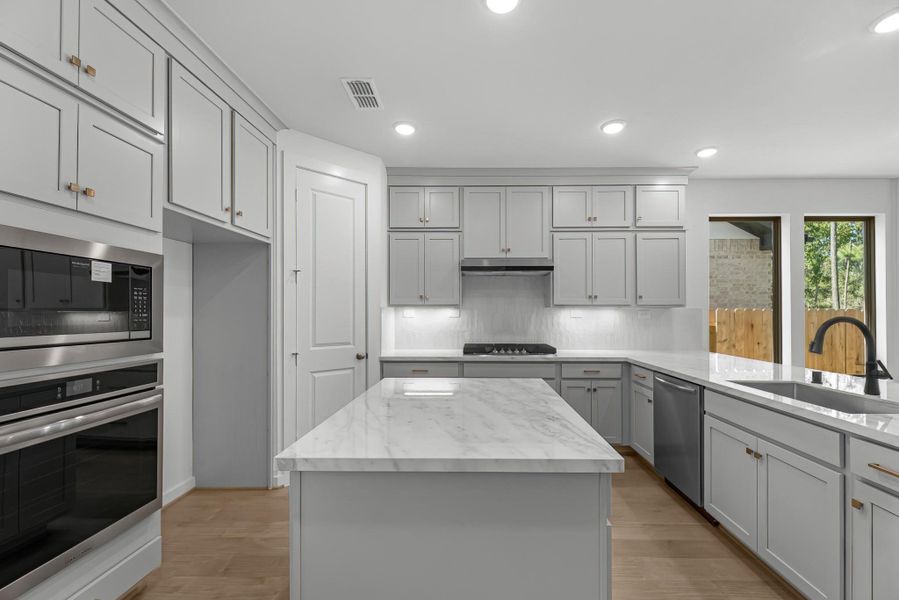 Furnished interior view inside a new home in Audubon, Magnolia (Image 11).