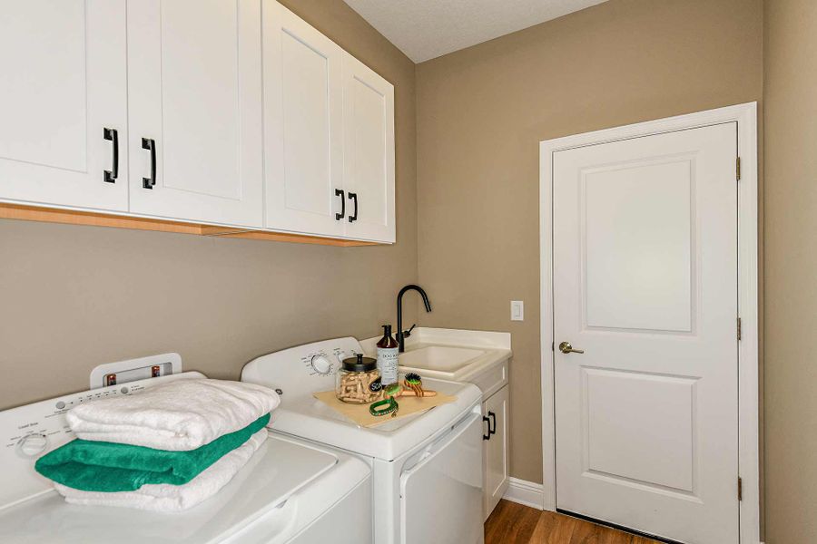 Image 27 of a home in SkySail.