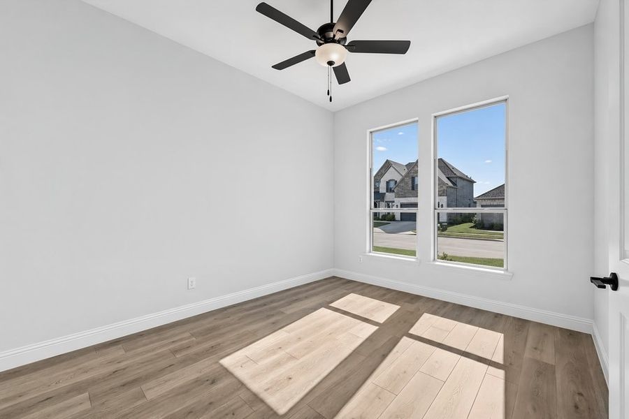Spacious, unfurnished interior of a new home in South Oak, Lakewood Village (Image 27). Spacious, unfurnished interior of a new home in South Oak, Lakewood Village (Image 27).